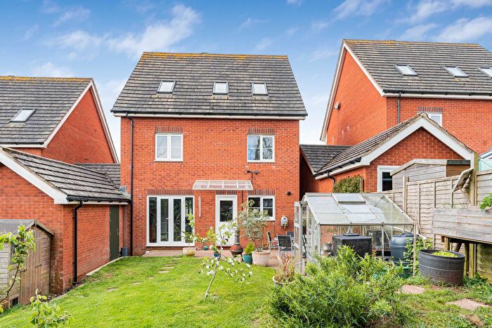 5 Bedroom Detached House For Sale In Amethyst Drive, Teignmouth, TQ14