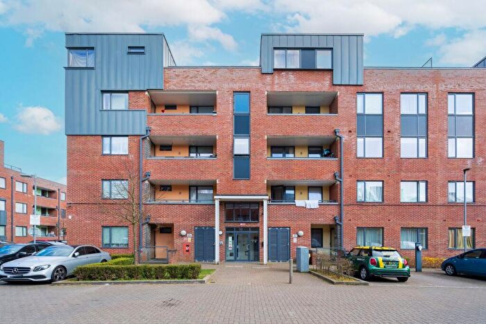 Studio For Sale In Artisan Place, Harrow Weald, Harrow, HA3
