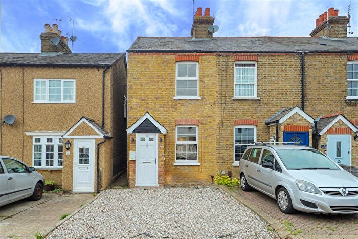 2 Bedroom End Of Terrace House For Sale In Newtown Road, Denham, UB9