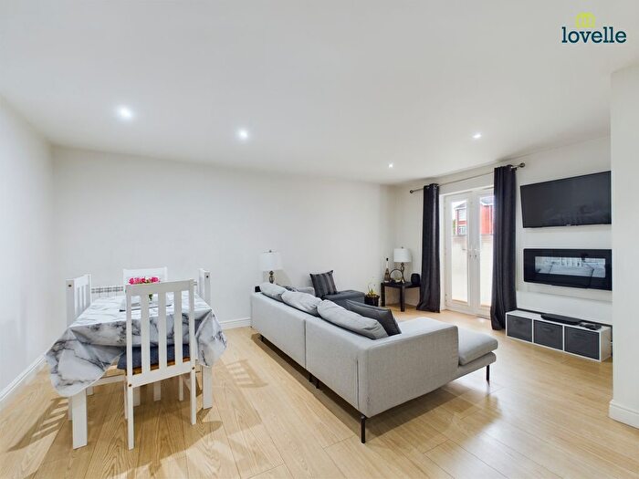 2 Bedroom Flat To Rent In Palatine House, Lincoln, LN2