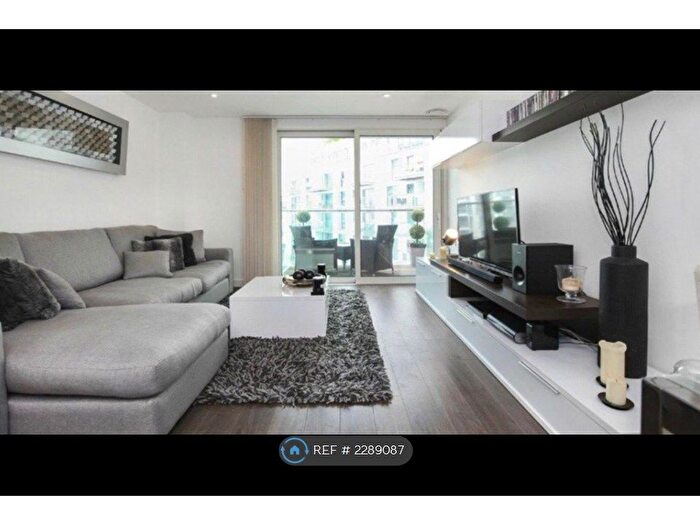 1 Bedroom Flat To Rent In Tennyson Apartments, Croydon, CR0