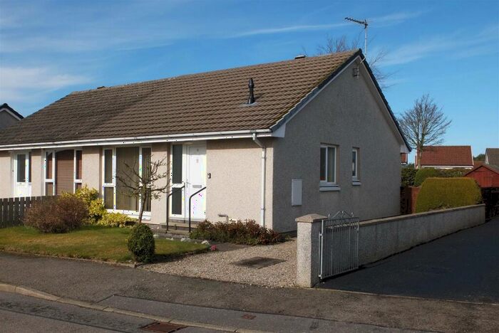 2 Bedroom Semi-Detached Bungalow For Sale In Drumbeg Crescent, Lhanbryde, IV30
