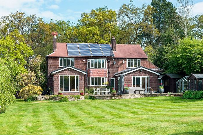 4 Bedroom Detached House For Sale In Overdale, Brookledge Lane, Adlington, SK10