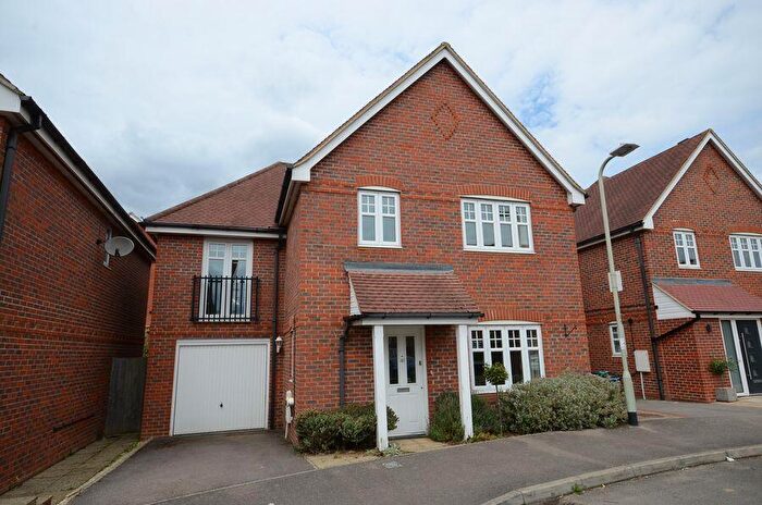 4 Bedroom Detached House To Rent In Skylark Way, Shinfield, Reading, RG2