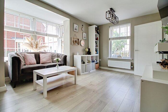 4 Bedroom Detached House For Sale In Griffin Road, Huntingdon, PE28