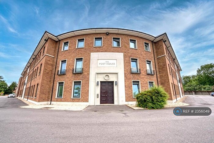 2 Bedroom Flat To Rent In The Post House, Gloucester, GL4