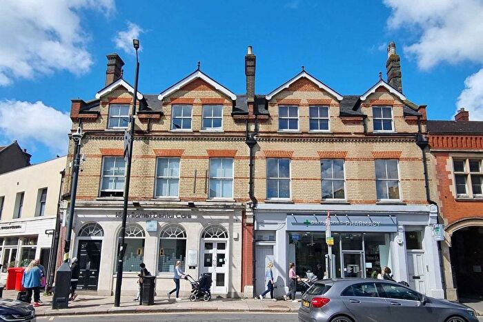 1 Bedroom Studio For Sale In High Street, High Barnet, Barnet, EN5