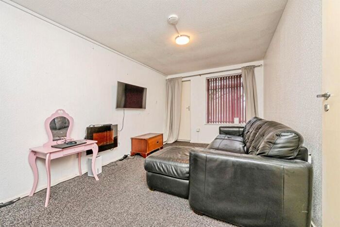 1 Bedroom Flat For Sale In Talbot Street, Birmingham, B18 - Photo 4