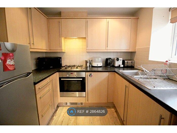 1 Bedroom Flat To Rent In Hepburn Court, Borehamwood, WD6