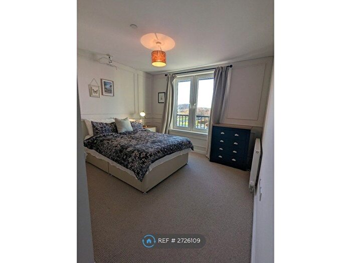 2 Bedroom Flat To Rent In Waterfront Avenue, Edinburgh, EH5