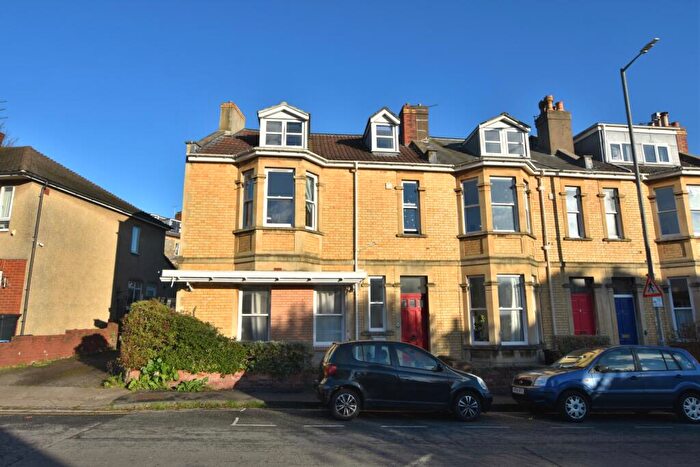 8 Bedroom End Of Terrace House To Rent In Chapel Green Lane, Redland, BS6