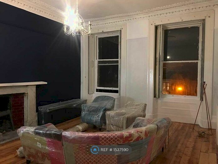 2 Bedroom Flat To Rent In West Princes Street, Glasgow, G4