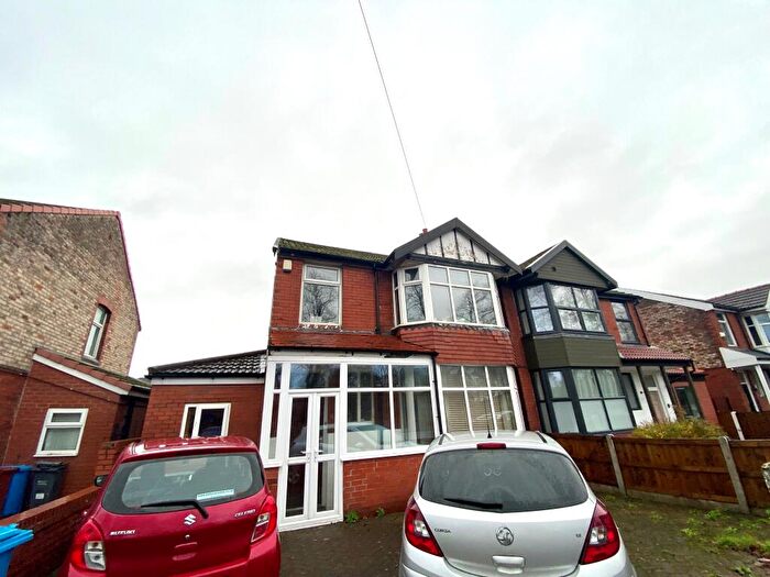 7 Bedroom House To Rent In Mauldeth Road West, Withington, M20