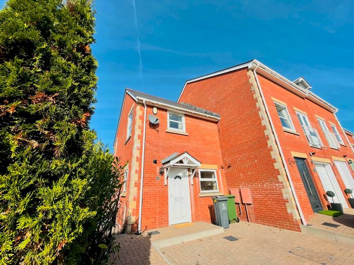 2 Bedroom Property To Rent In Ragnall Close, Thornhill, Cardiff, CF14
