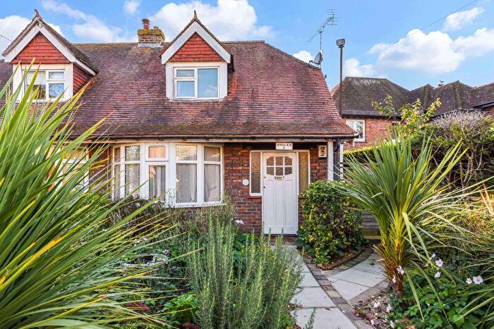 2 Bedroom House For Sale In Stirling Road, Chichester, PO19