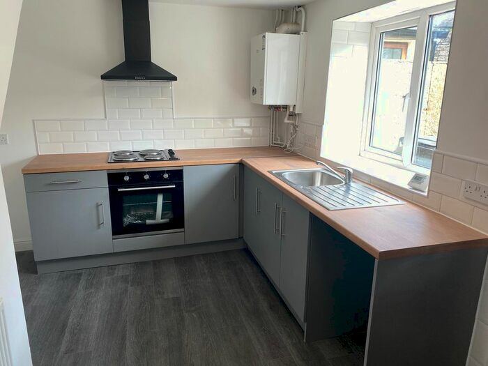 2 Bedroom Cottage To Rent In Whalley Road, Accrington, BB5