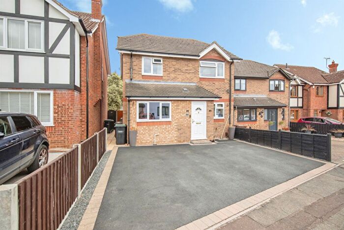 3 Bedroom Detached House For Sale In Stable Close, Stanway, Colchester, CO3