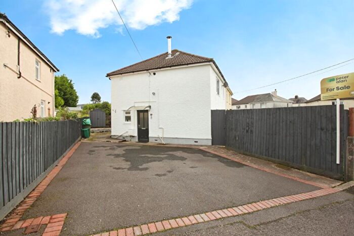 3 Bedroom Semi-Detached House For Sale In Maesteg Grove, Tonteg, Pontypridd, CF38