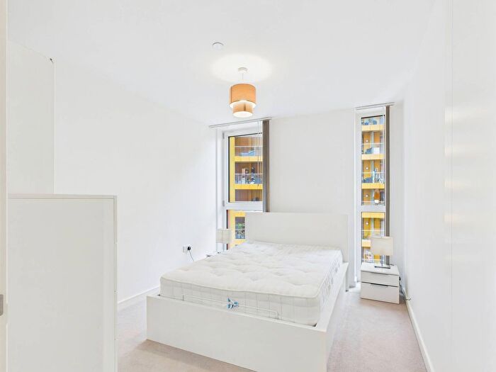 1 Bedroom Flat For Sale In Ossel Court, Greenwich, London, SE10