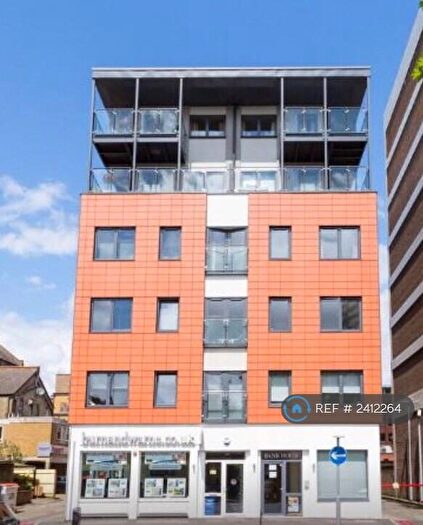 2 Bedroom Flat To Rent In Bank House, Sutton, SM1