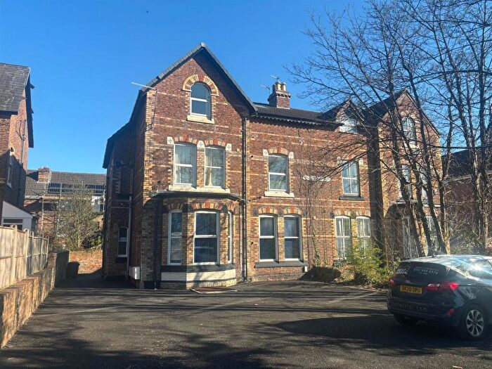 3 Bedroom Flat To Rent In Old Chester Road, Rock Ferry, CH42