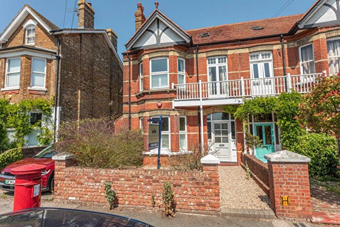 5 Bedroom Semi-Detached House For Sale In Prices Avenue, Margate, Kent, CT9
