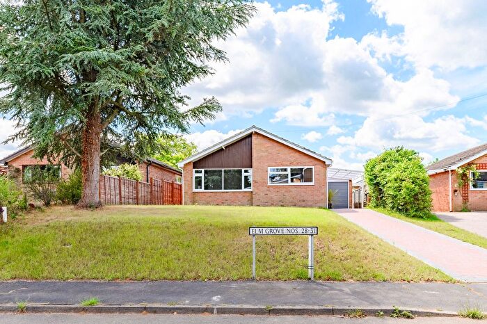 3 Bedroom Detached Bungalow For Sale In Elm Grove, Garboldisham, IP22