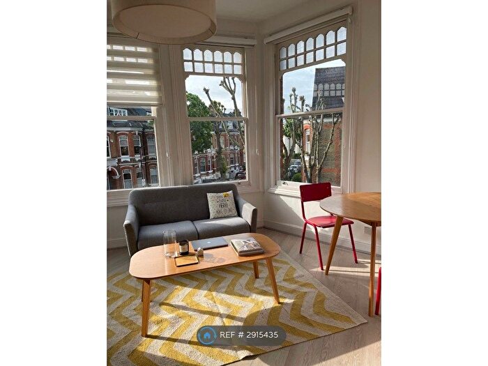 2 Bedroom Flat To Rent In Sotheby Road, London, N5