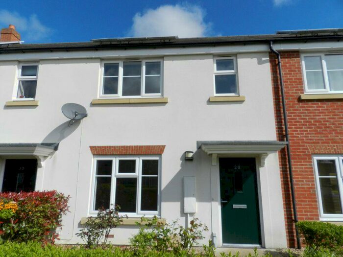 2 Bedroom House To Rent In Middlemore, NN11