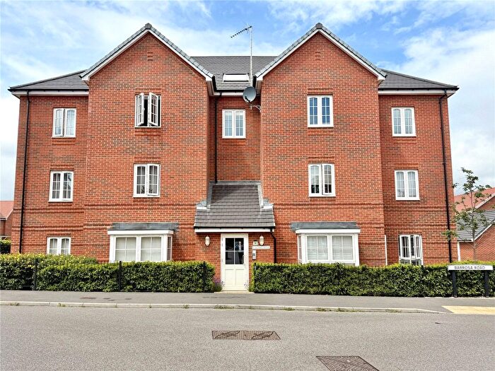 2 Bedroom Flat For Sale In Barossa Road, Wellesley, Aldershot, Hampshire, GU11