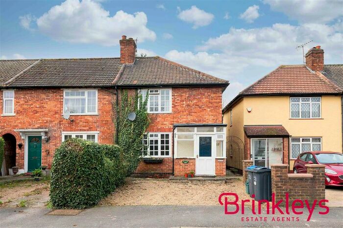 3 Bedroom End Of Terrace House To Rent In Pitt Crescent, London, SW19