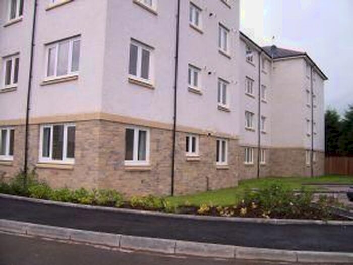 2 Bedroom Flat To Rent In Broomhill Court, Stirling, FK9