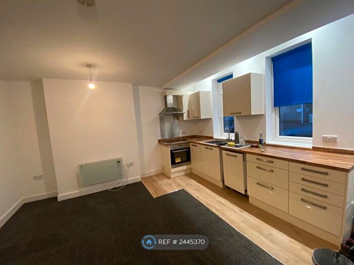 1 Bedroom Flat To Rent In Palmerston Road, Bournemouth, BH1