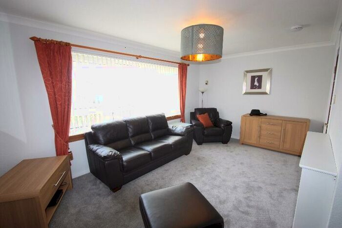 2 Bedroom Flat To Rent In Craigour Drive, Liberton, Edinburgh, EH17