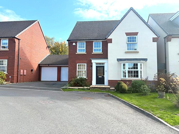 4 Bedroom Detached House For Sale In Veysey Close, Exeter, EX2
