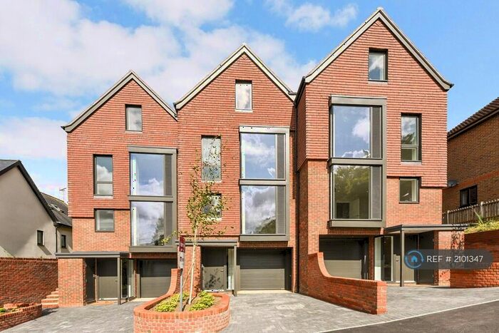 4 Bedroom Terraced House To Rent In Amery Place, Alton, GU34