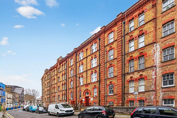 2 Bedroom Flat For Sale In Elliotts Row, London, SE11