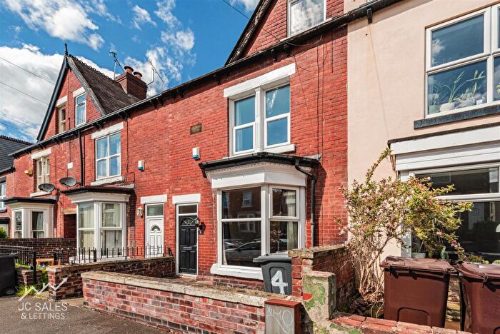 4 Bedroom Terraced House For Sale In Wayland Road, Sheffield, S11