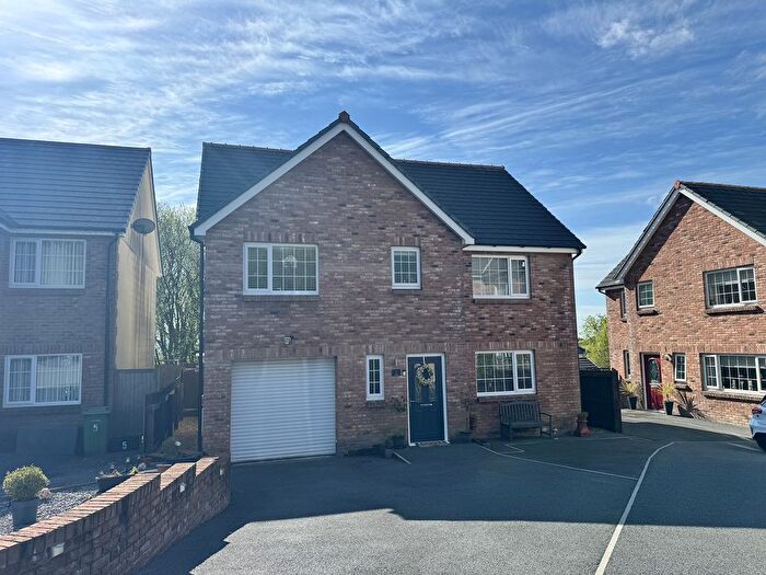 4 Bedroom Detached House For Sale In Clos Y Gat, Gorslas, Llanelli, Carmarthenshire., SA14