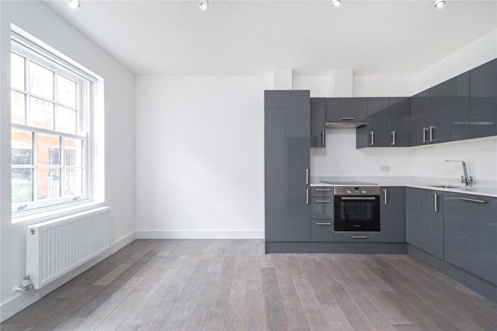 1 Bedroom Apartment To Rent In Loveridge Mews, West Hampstead, NW6