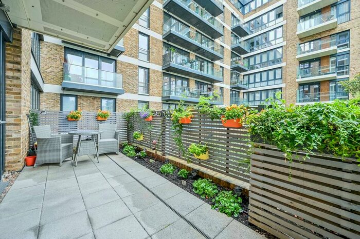 1 Bedroom Flat To Rent In Drummond House, Woolwich Riverside, London, SE18