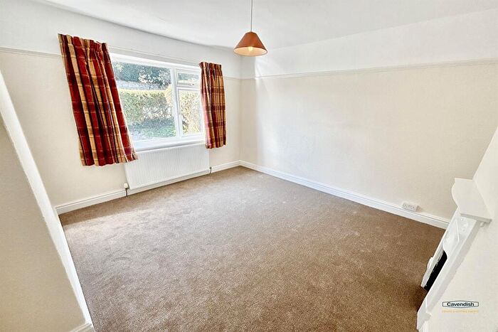 2 Bedroom Detached Bungalow To Rent In Buxton Lane, Holywell, CH8