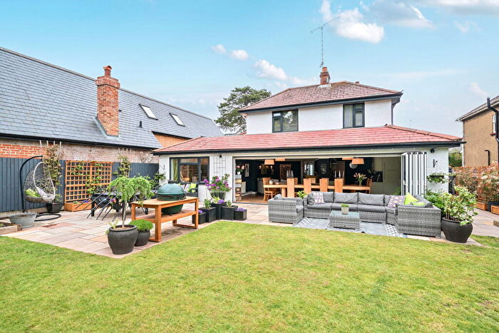 5 Bedroom Detached House For Sale In Winchester Road Basingstoke, RG21