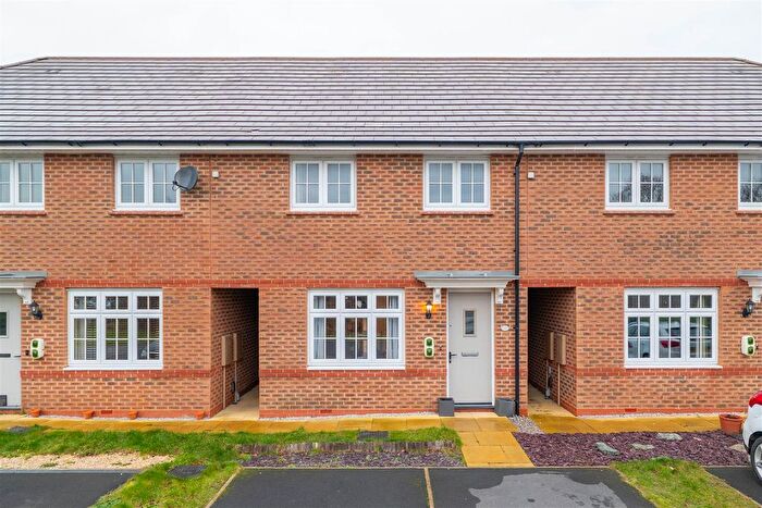 3 Bedroom Terraced House For Sale In Lily Court, Leyland, PR25