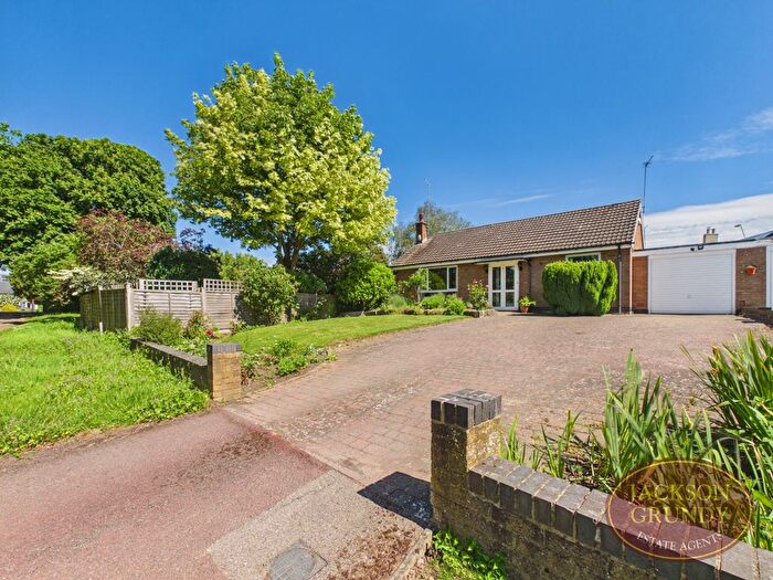 2 Bedroom Detached Bungalow For Sale In Swinnertons Lane, Yelvertoft, NN6