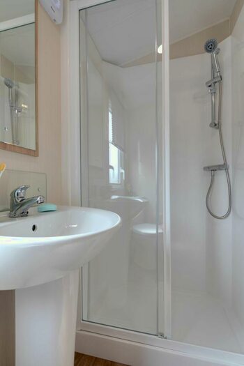 2 Bedroom Caravan For Sale In Hornsea, East Riding Of Yorkshire, HU18