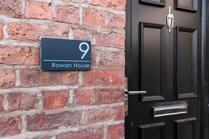 1 Bedroom Flat For Sale In Padgate, Warrington, WA1