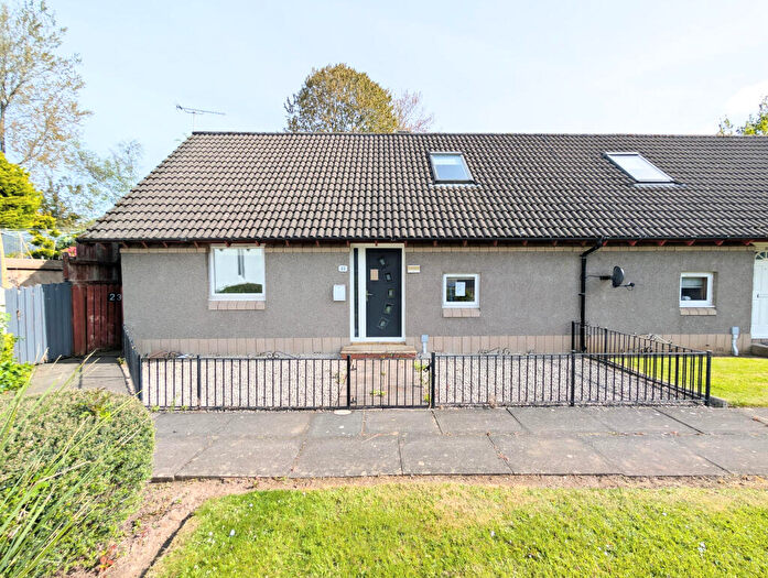3 Bedroom End Of Terrace House For Sale In Muirfield Place, Kilwinning, KA13
