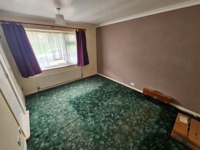 3 Bedroom End Of Terrace House For Sale In Holly Road, Risca, Newport, Gwent, NP11