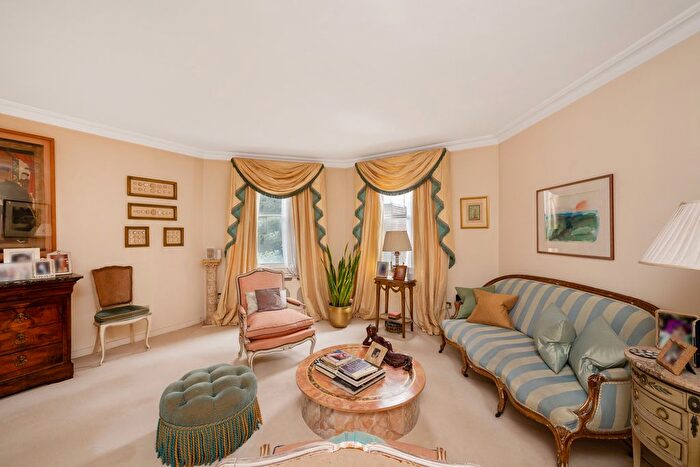 3 Bedroom Flat For Sale In Warrington Gardens, London, W9